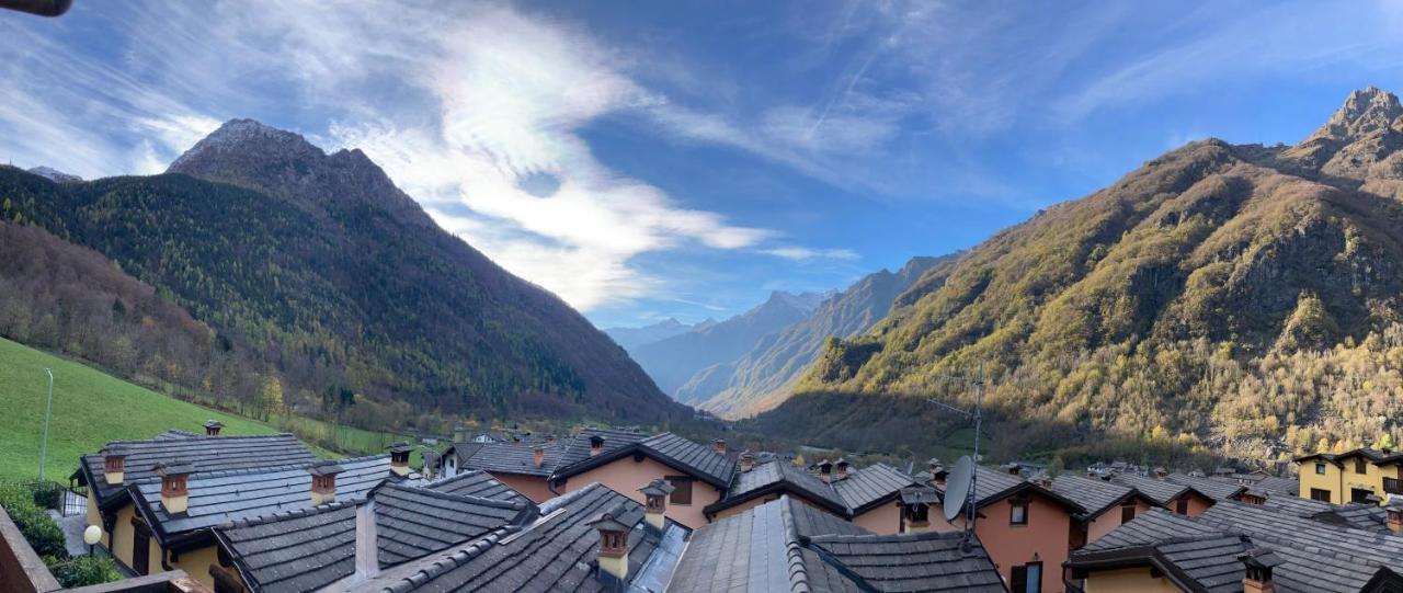Finestra Sulle Alpi Orobie Apartamento Valbondione Exterior foto