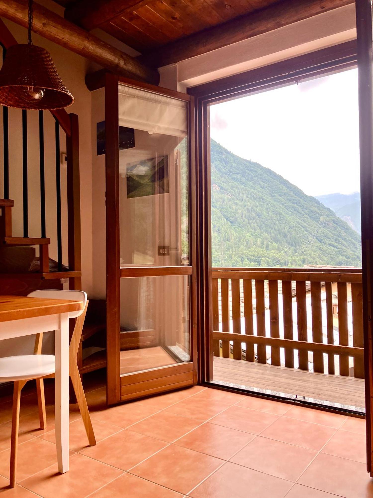 Finestra Sulle Alpi Orobie Apartamento Valbondione Exterior foto